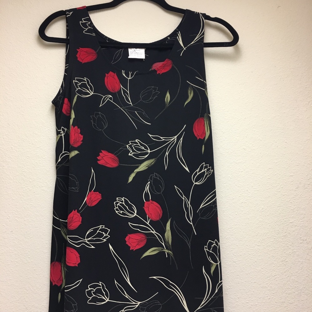 Vintage Black with Red Roses DRESS 100% Polyester 6 Petite Tank Style